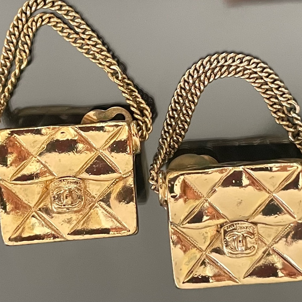 *SOLD*. CHANEL VINTAGE MATELASSE HANDBAG EARRINGS 2002 SPRING/SUMMER COLLECTION